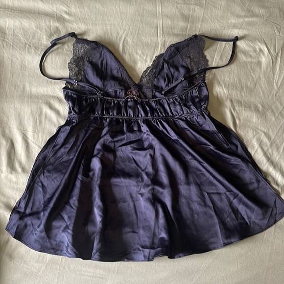Victoria Secret Camisole. Size S. - Picture 2 of 4